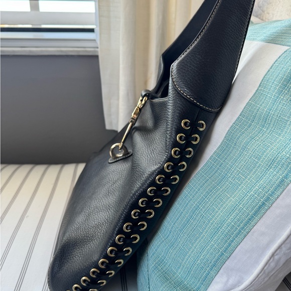 Authentic Dooney and Bourke black purse - Picture 4 of 9